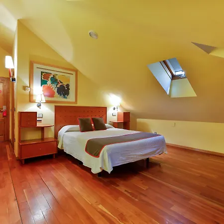 Oyo La Alojamento de Turismo Rural Valsain